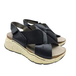 Bionica Odessa Sporty Cross Strap Sandals Size 6 Black Open Toe Platform